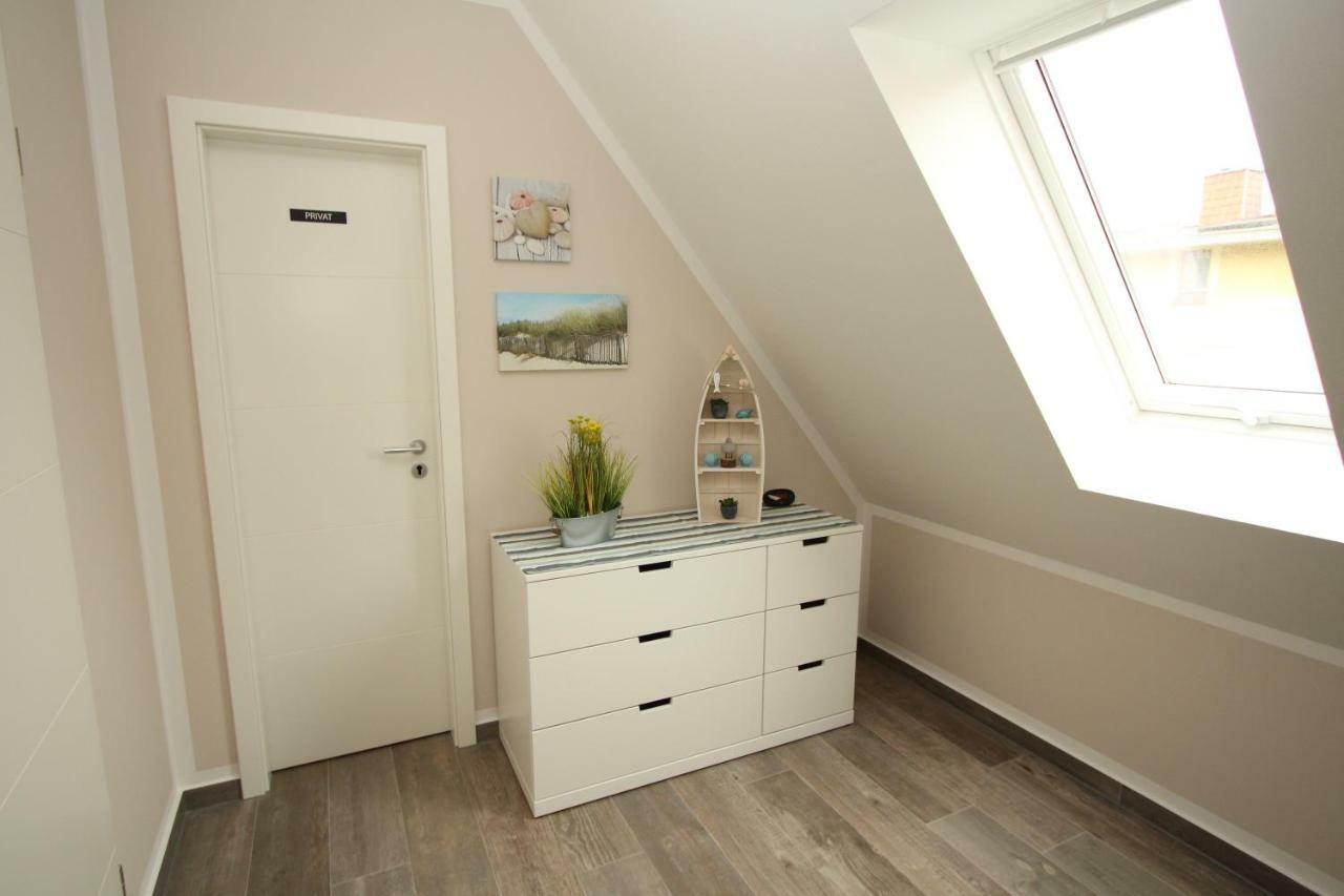 Familienfreundliches Ferienhaus In Kroepelin Luaran gambar